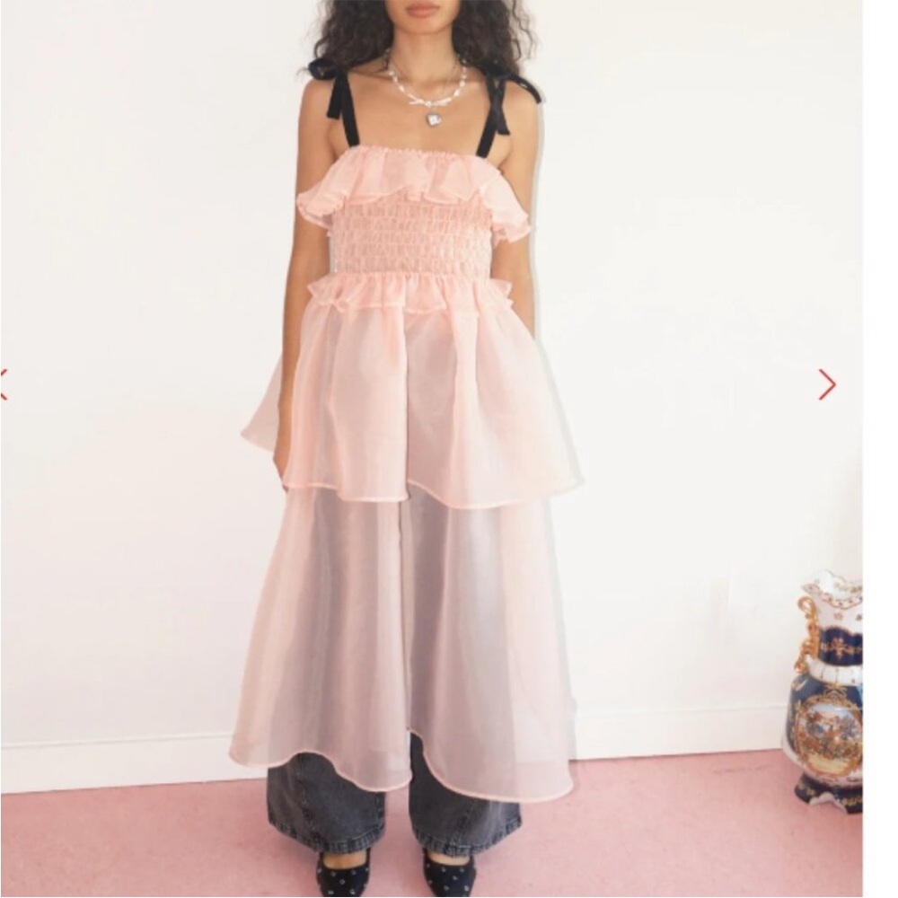 Ari Midi Dress Lisa Says Gah - BABY PINK